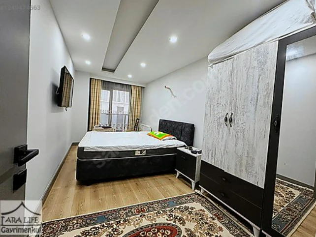 DENİZE YAKIN MERKEZİ KONUMDA EŞYALI AKILLI EV